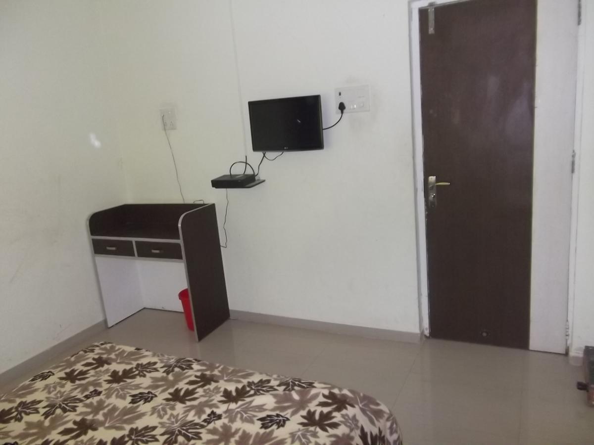 Hotel Rajyog Ranjangaon Ganpati Ruang foto
