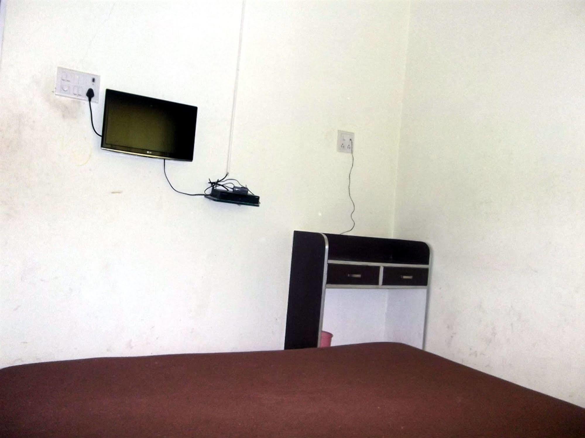Hotel Rajyog Ranjangaon Ganpati Bagian luar foto